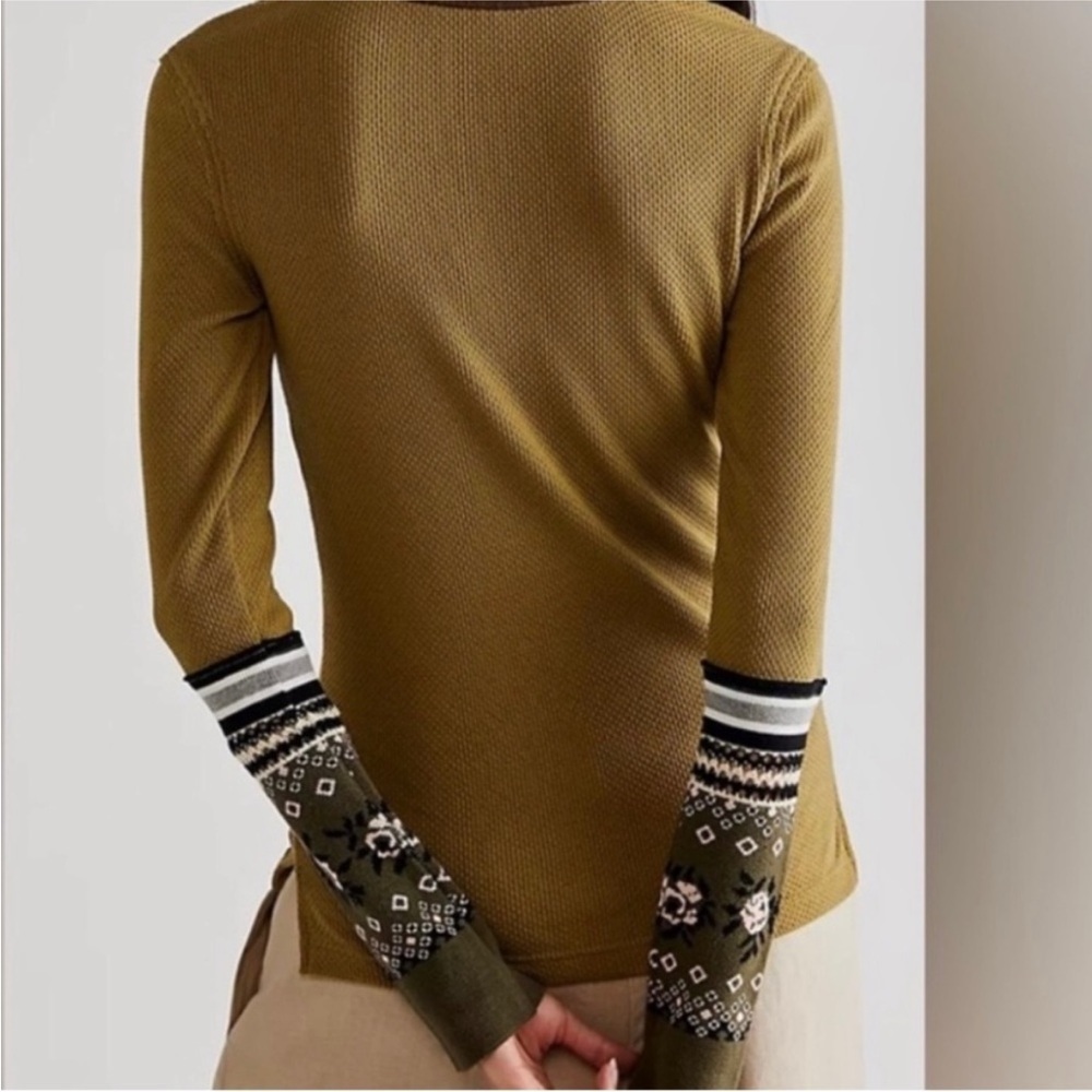 NWT FREE PEOPLE Mikah layering cuff knit top size XS green longsleeve henley - Picture 4 of 11
